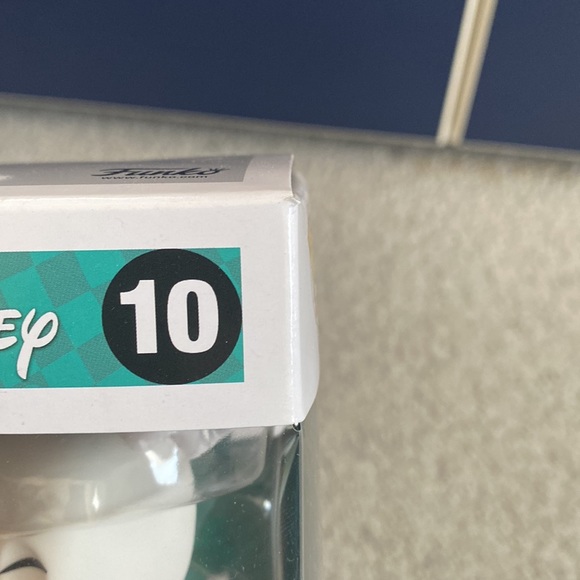 Zero in Duck Cart Nightmare Before Christmas Glow in the Dark Funko Pop - Picture 4 of 12